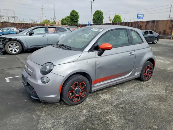 2016 FIAT 500e 500