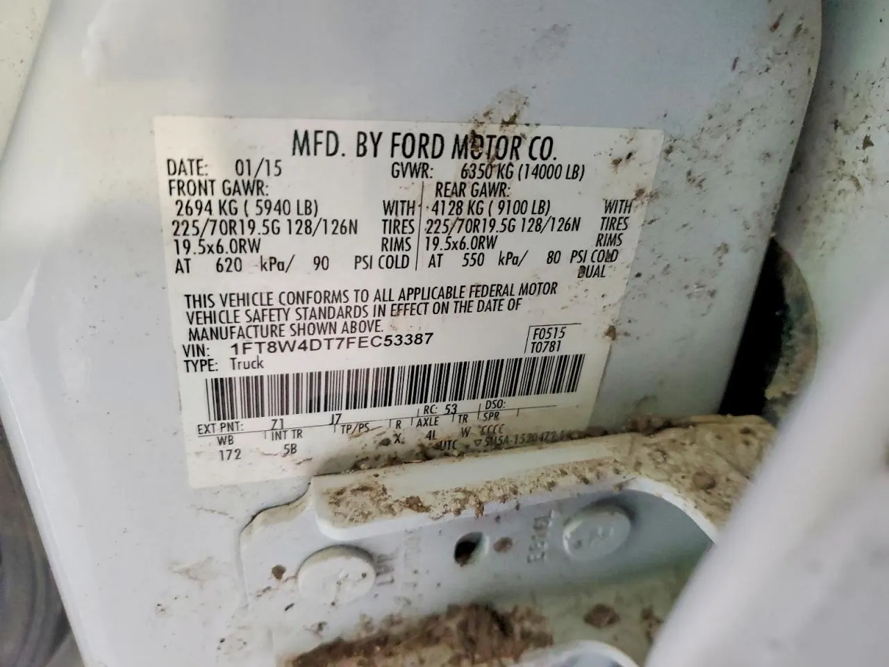 2015 Ford Super Duty F-450 DRW LARIAT