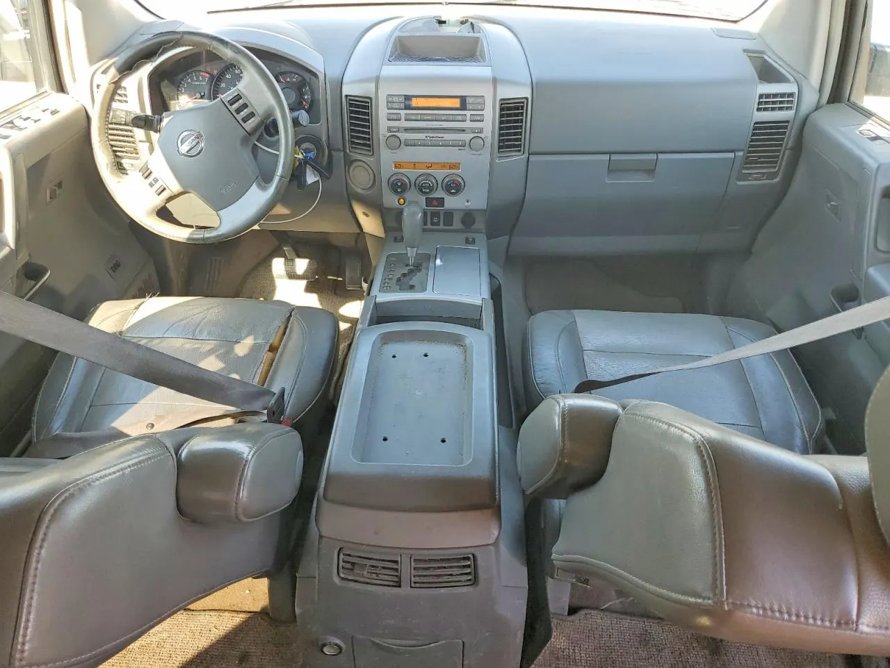2006 Nissan Titan SE