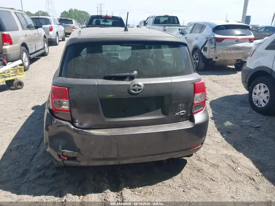 2009 Scion xD