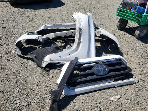 2021 Toyota Tacoma 4WD SR