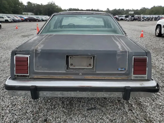 1985 Ford Crown Victoria