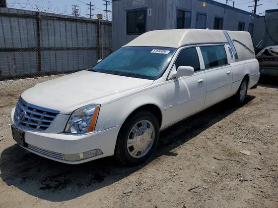 2009 Cadillac DTS Professional Funeral Coach