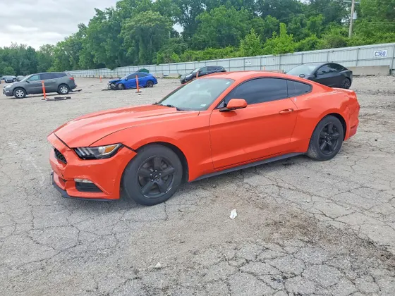 2016 Ford Mustang V6