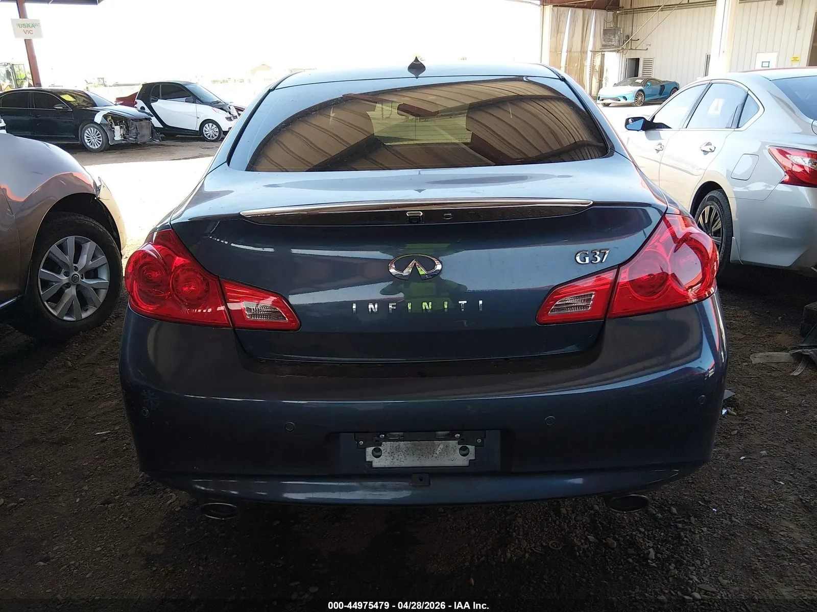 2011 INFINITI G37 Sedan Journey