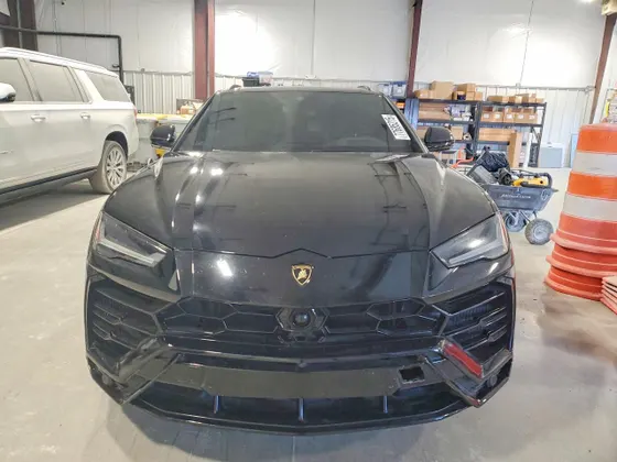 2019 Lamborghini Urus