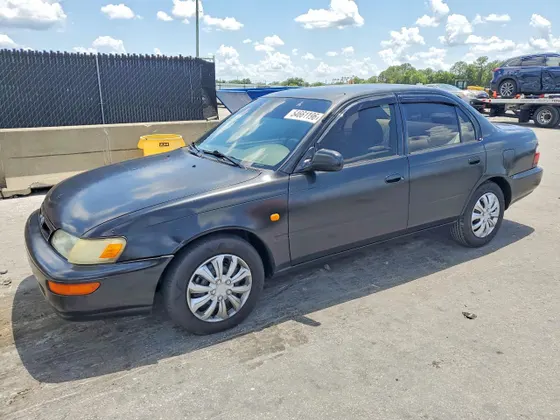 1997 Toyota Corolla CE