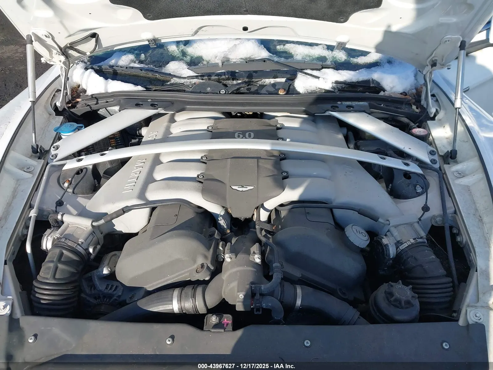 2011 Aston Martin RAPIDE LUXE