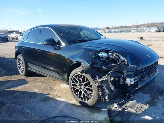 2015 Porsche Macan S