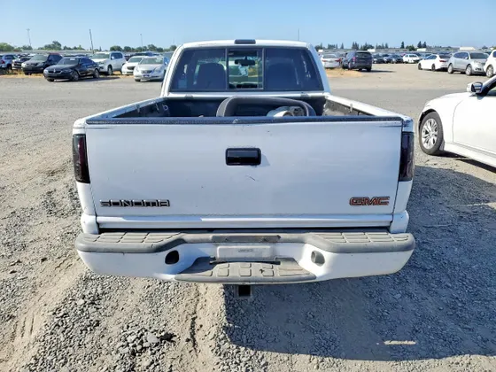1999 GMC Sonoma SLS