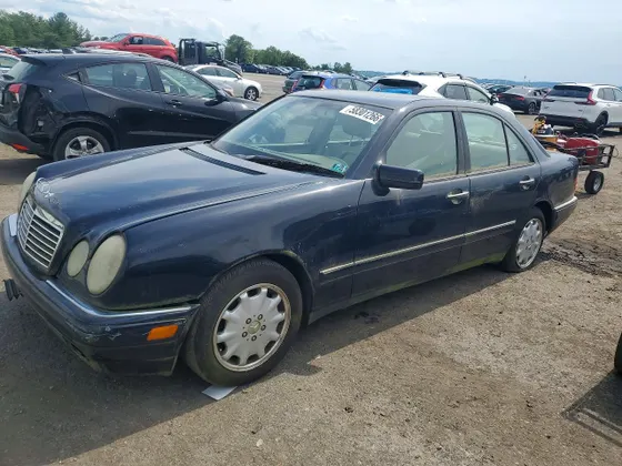 1998 Mercedes-Benz E-Class E