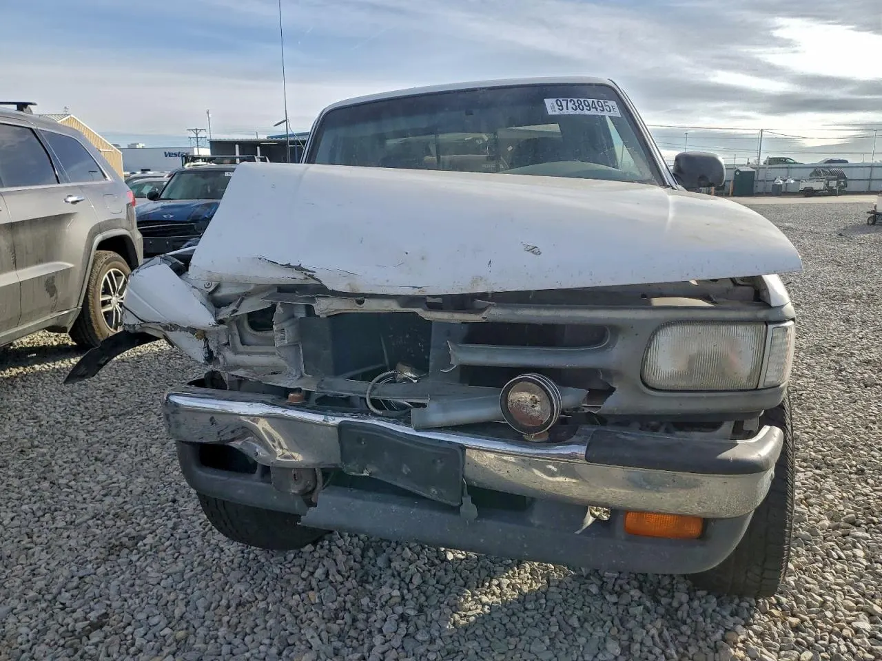 1996 Mazda B-Series 4WD Truck LE