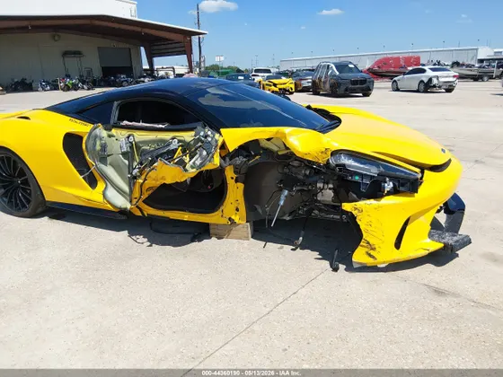 2021 McLaren GT COUPE