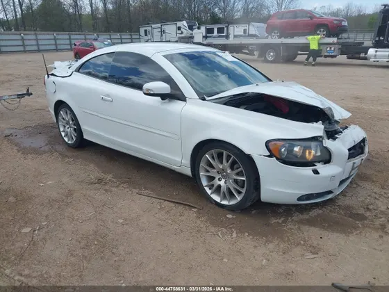 2009 Volvo C70 T5