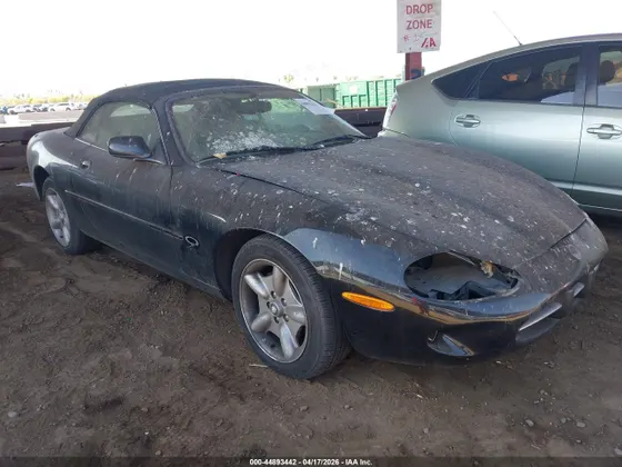 1998 Jaguar XK8