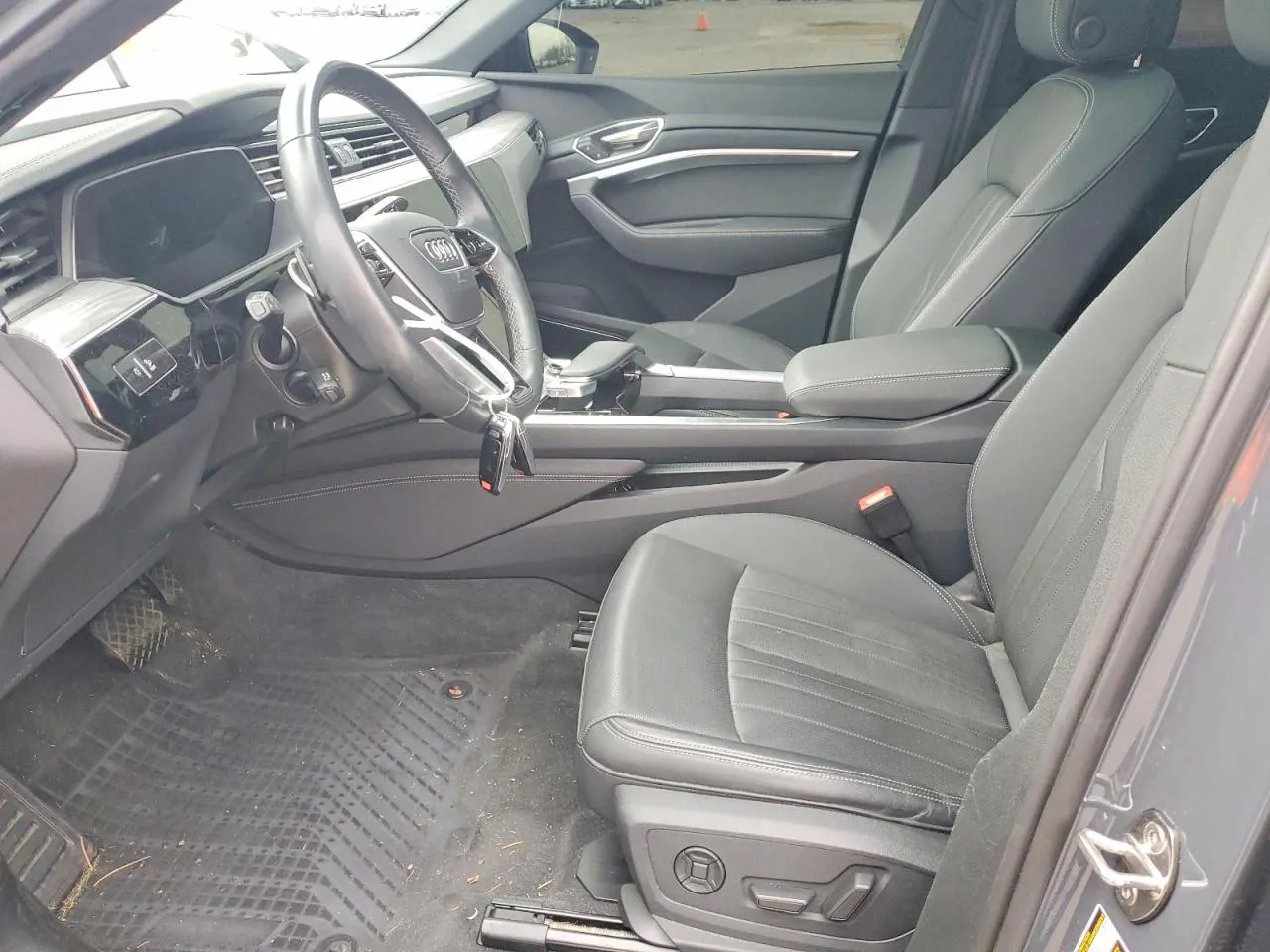 2024 Audi Q8 e-tron Sportback S line Premium Plus