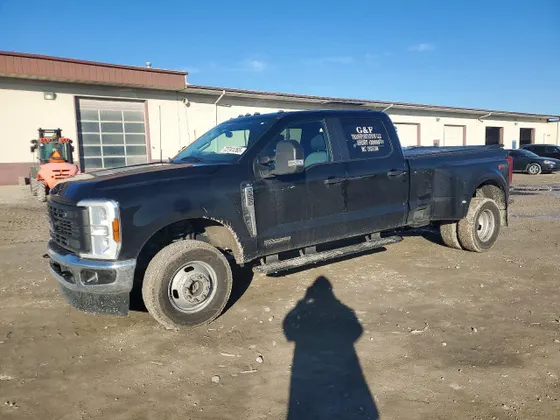 2024 Ford Super Duty F-350 DRW XL