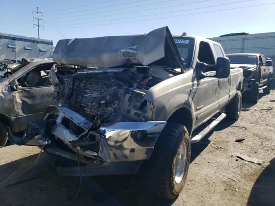 2002 Ford Super Duty F-350 SRW XL