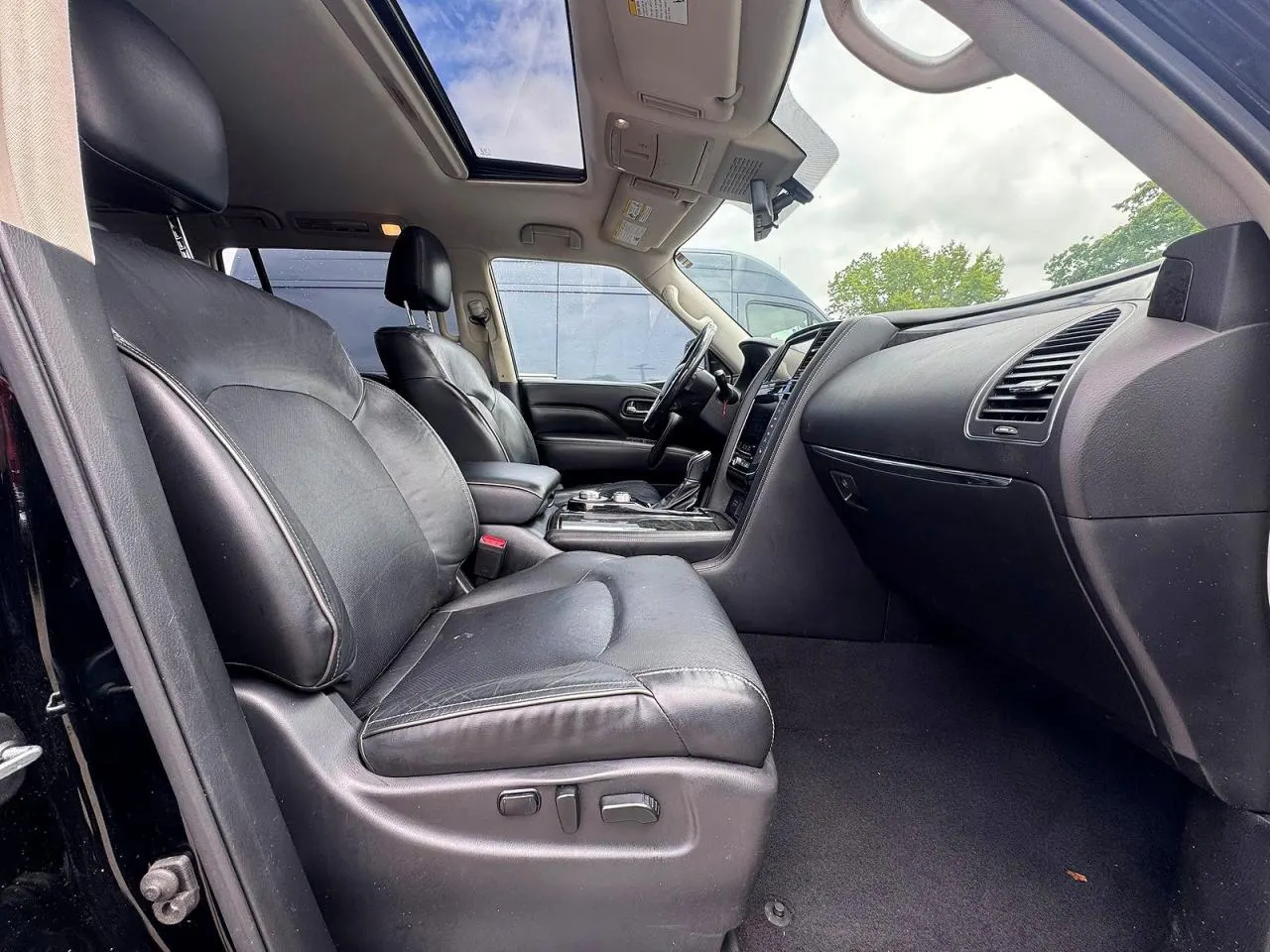 2020 INFINITI QX80 LUXE