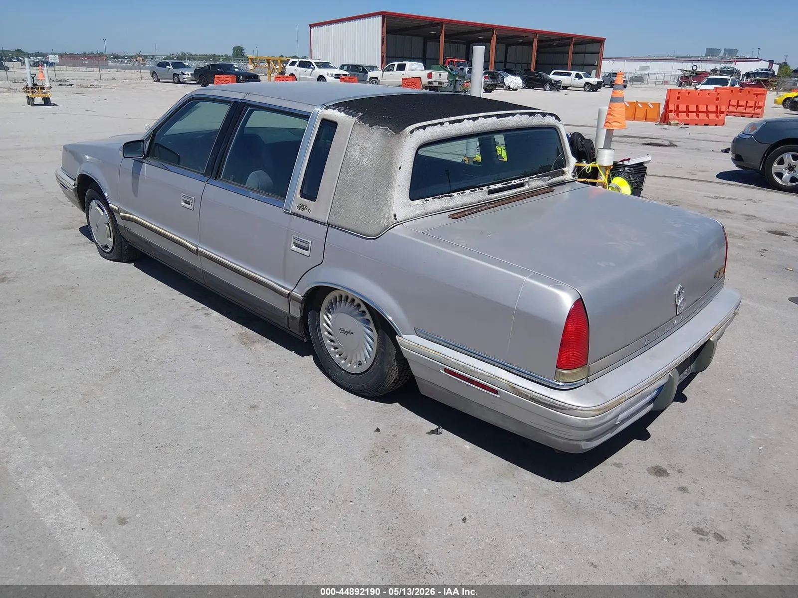1993 Chrysler New Yorker FIFTH AVENUE