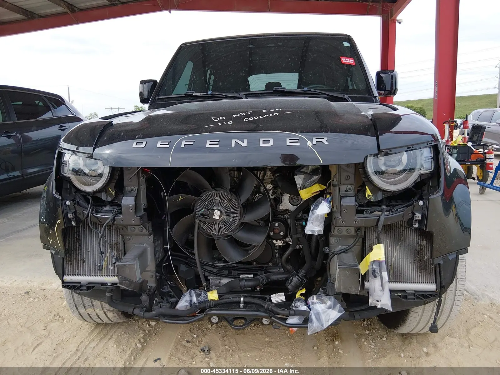 2023 Land Rover Defender X-Dynamic SE