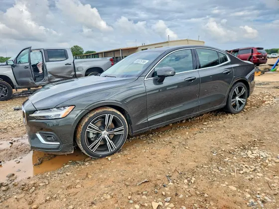 2022 Volvo S60 Inscription
