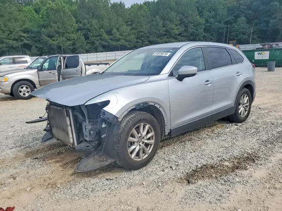 2016 Mazda CX-9 Sport
