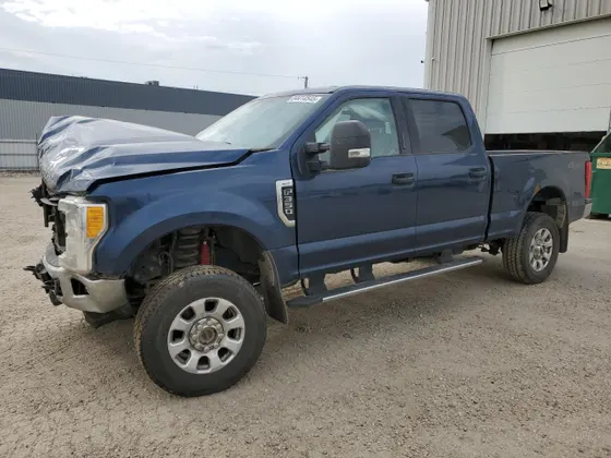 2017 Ford Super Duty F-350 SRW XL