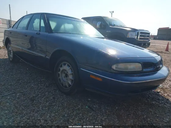 1997 Oldsmobile 88 LS