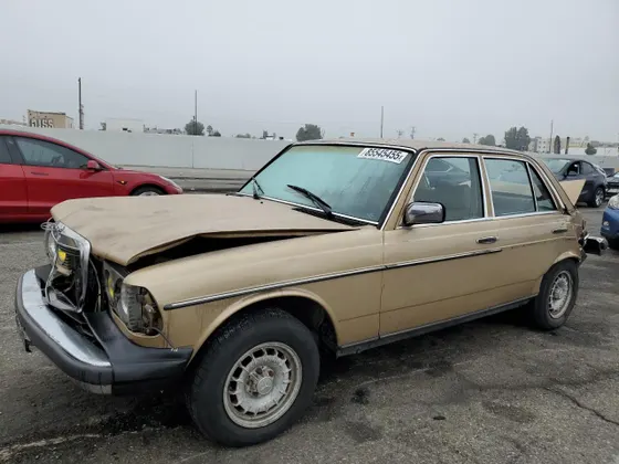 1984 Mercedes-Benz 300 Series 300D-T