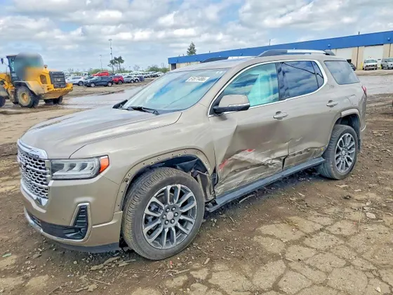 2022 GMC Acadia Denali