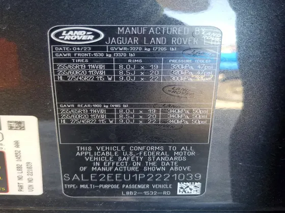 2023 Land Rover Defender X-Dynamic SE