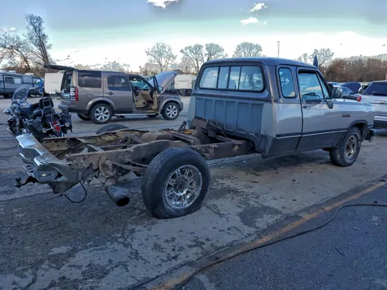 1993 Dodge D250 & W250 D200