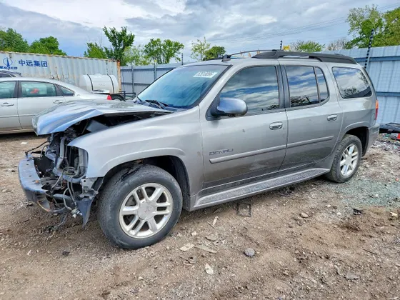 2006 GMC Envoy XL Denali