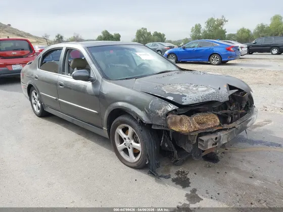2001 Nissan Maxima SE