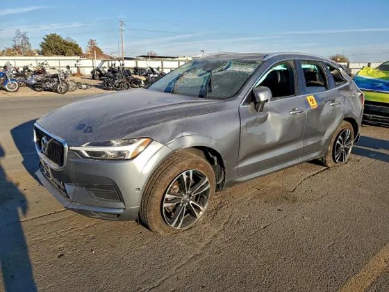 2019 Volvo XC60 Momentum