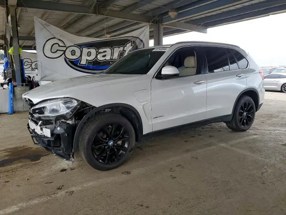 2016 BMW X5 eDrive xDrive40e