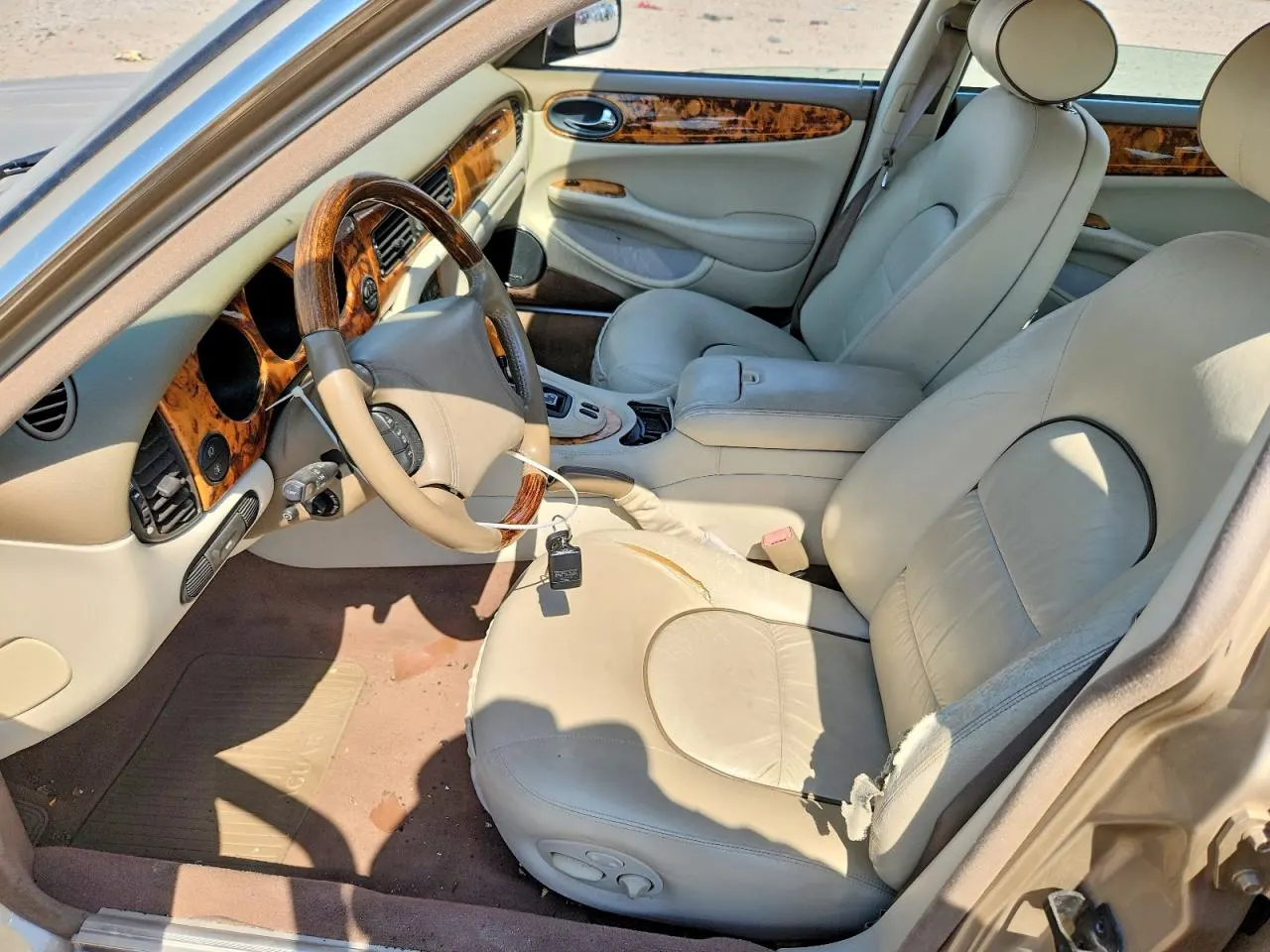 2000 Jaguar XJ Vanden Plas