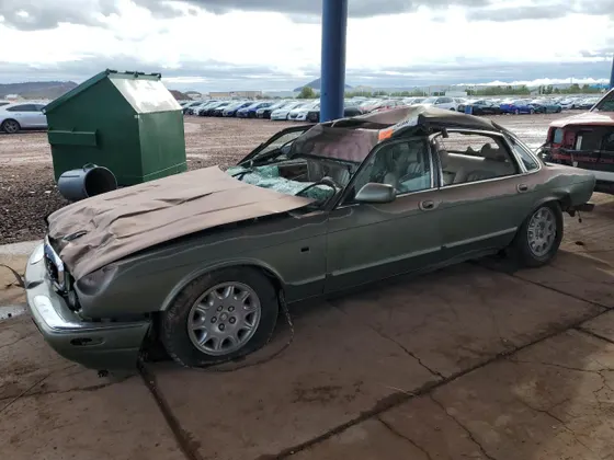 1999 Jaguar XJ L