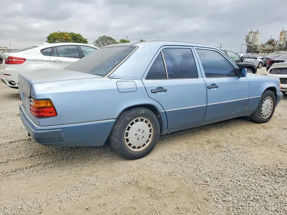 1992 Mercedes-Benz 300 Series 300E