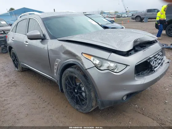 2010 INFINITI FX50
