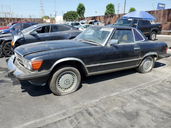 1977 Mercedes-Benz 400 400-CLASS