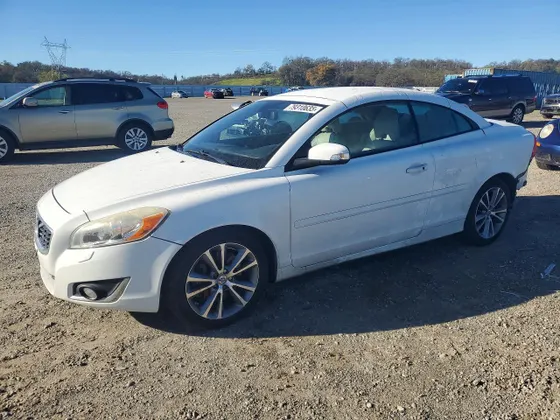 2013 Volvo C70 T5