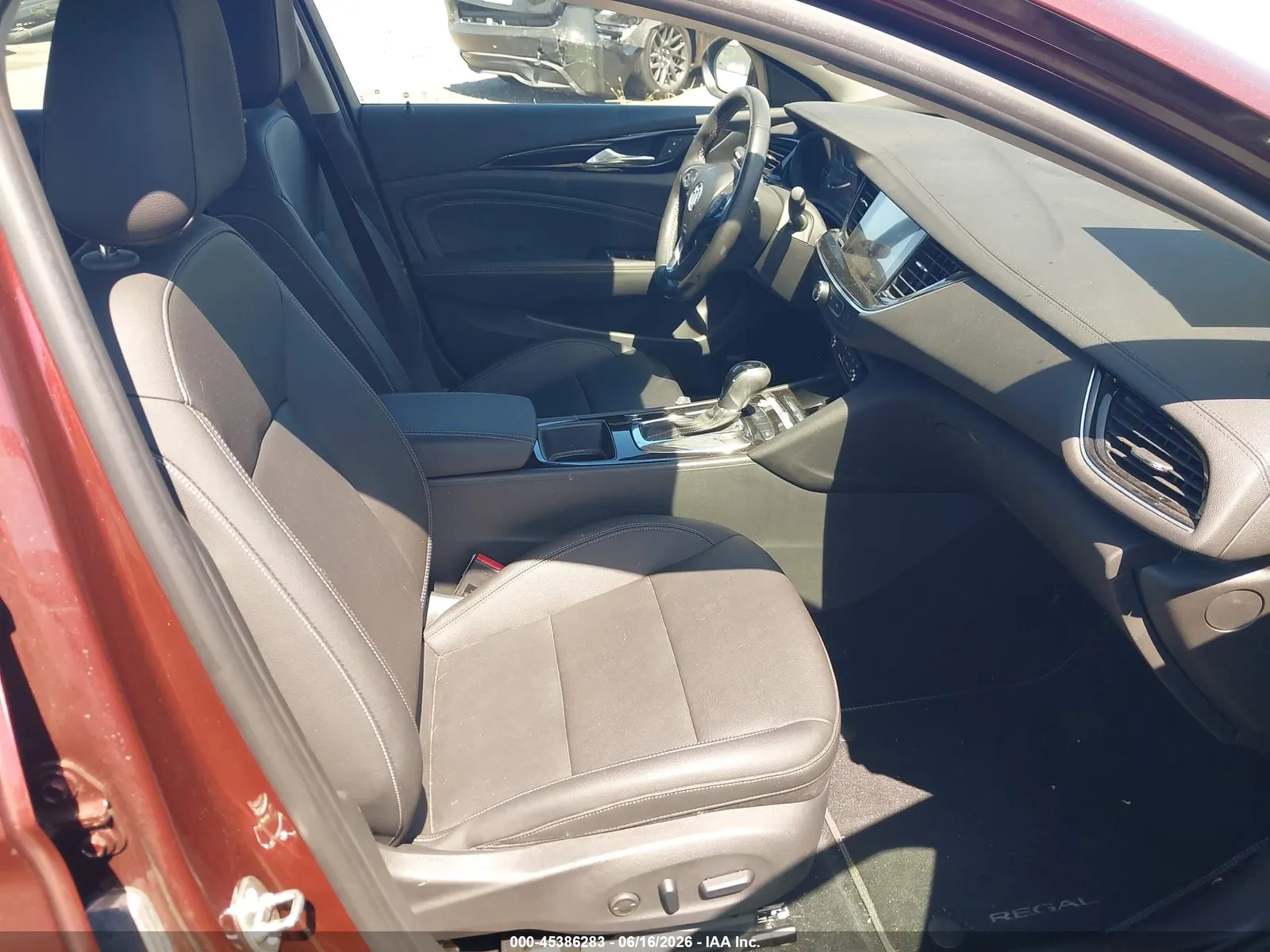 2019 Buick Regal Sportback Essence