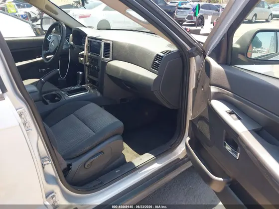 2010 Jeep Grand Cherokee Laredo