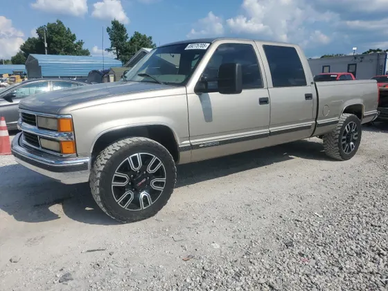 2000 Chevrolet C/K 2500 Crew Cab C2500