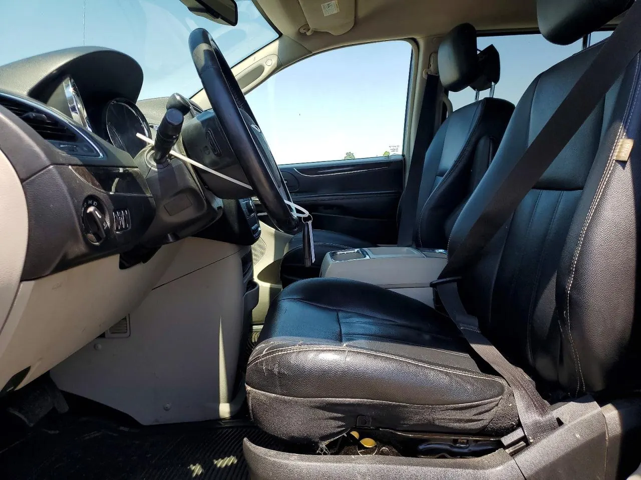 2014 Chrysler Town & Country Touring