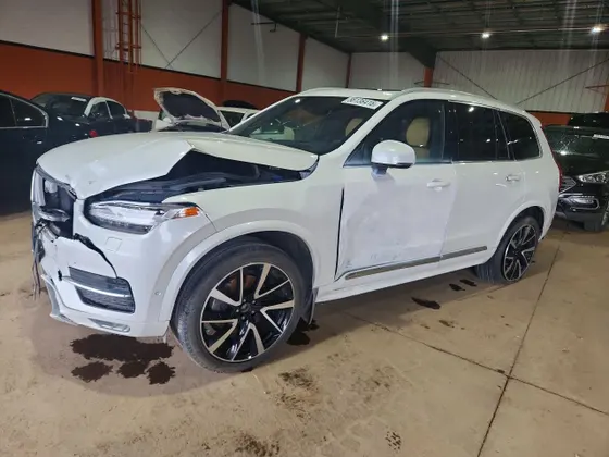 2019 Volvo XC90 Inscription