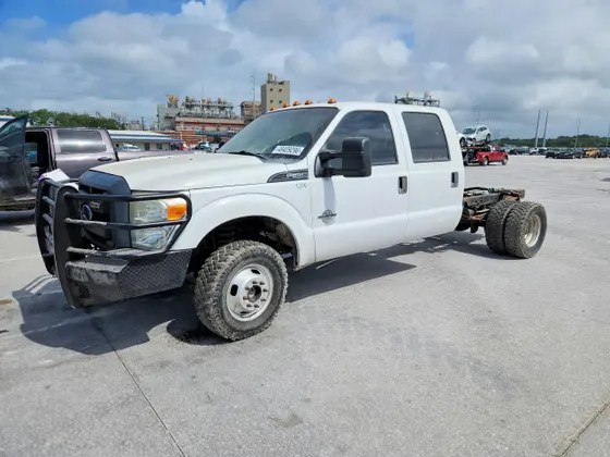 2015 Ford Super Duty F-350 DRW XL