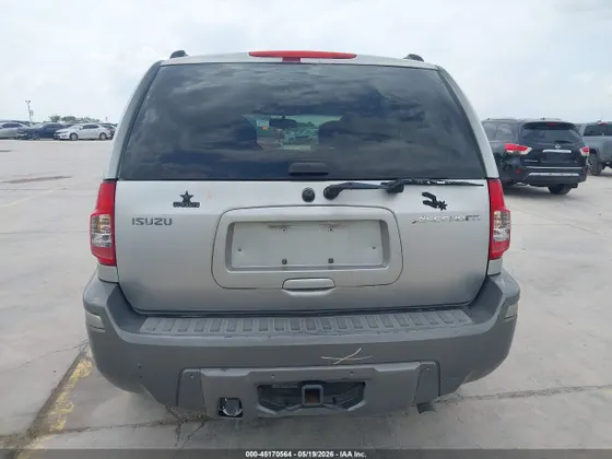2005 Isuzu Ascender S